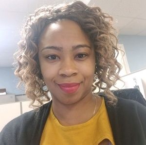 Meet your Posher, Renata